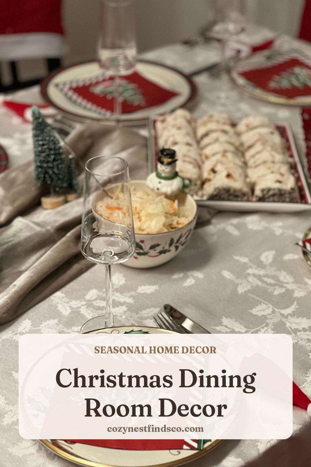 Christmas Dining Room Decor: pin image for Pinterest